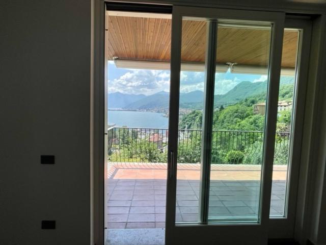 Casa Caponetti Villa Costa Volpino Bagian luar foto