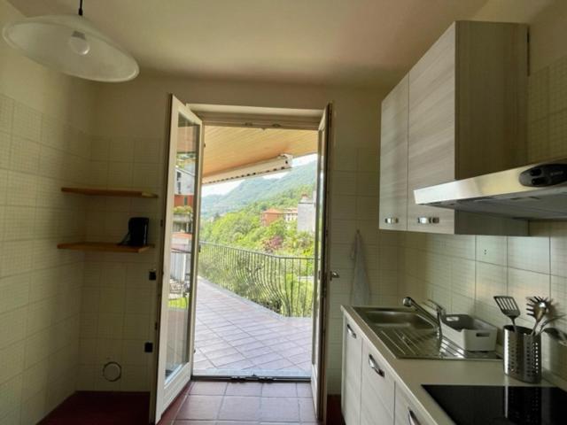 Casa Caponetti Villa Costa Volpino Bagian luar foto