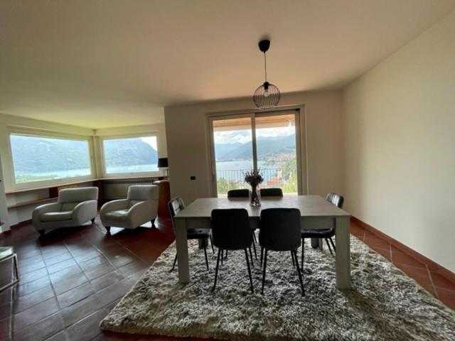 Casa Caponetti Villa Costa Volpino Bagian luar foto